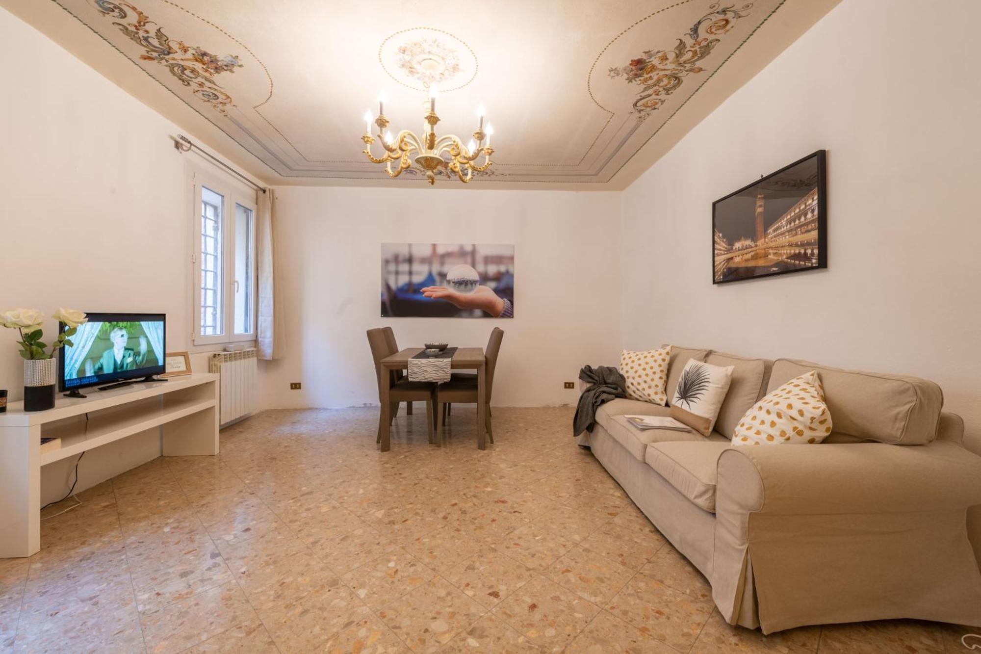 Historical Home In Venice Center Екстер'єр фото